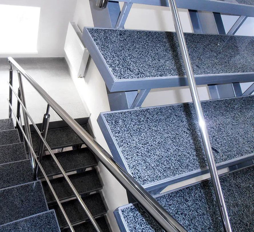 Перила/огородження з нержавіючої сталі AISI 304, поручень Ø50 мм, стійка Ø42 мм, 3 ригелі Ø16 мм