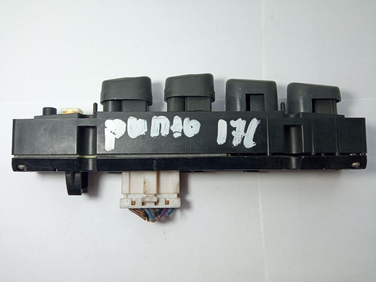 Блок кнопок Fiat Punto A223 J6 171