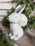 Великодній кролик з яйцем для прикраси, білий зі сріблом h 13х9 см, фото 7