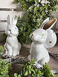Великодній кролик з яйцем для прикраси, білий зі сріблом h 13х9 см, фото 4