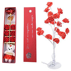 Подарунковий набір: мильні троянди 6шт, золота троянда1 шт, сувенірний ведмедик і нічник на 12 троянд (USB)