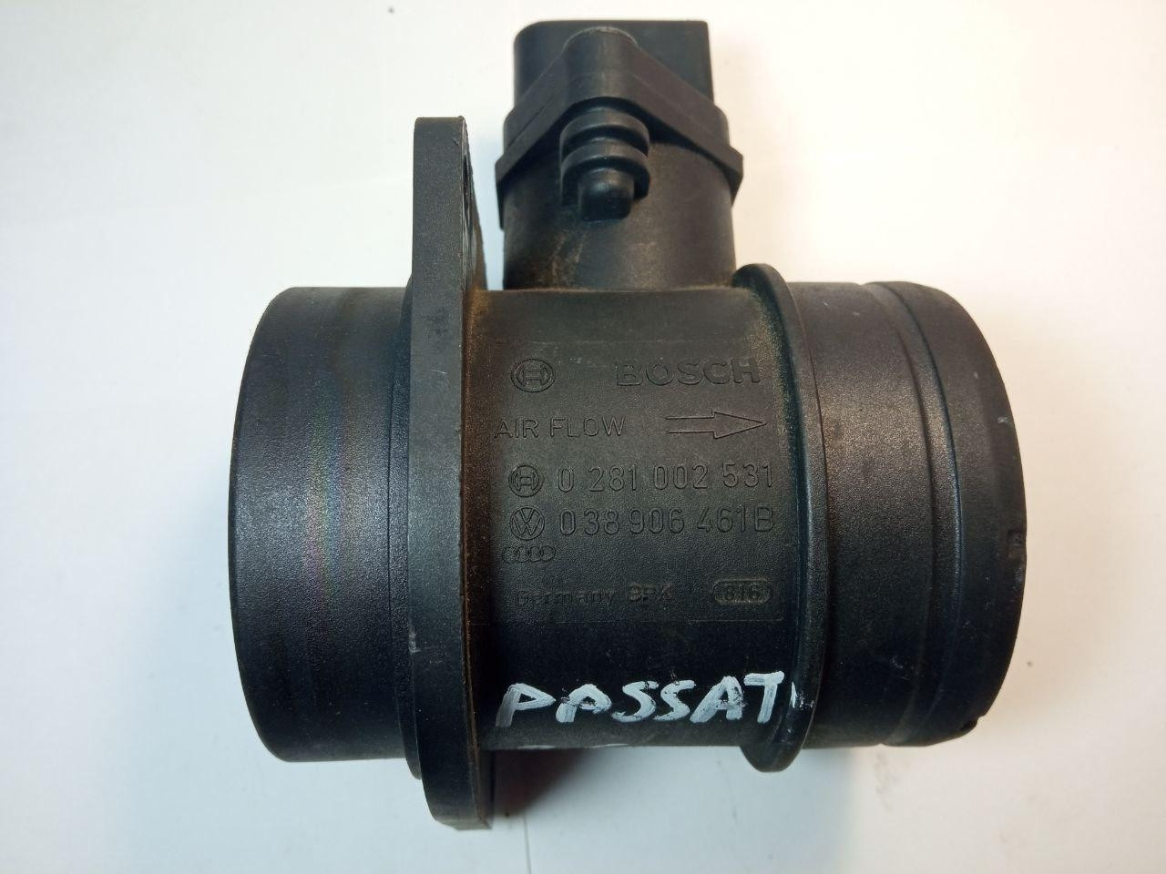 Витратомір повітря Bosch 0 281 002 531 Volkswagen / Audi 038 906 461B Passat 3C.TDI