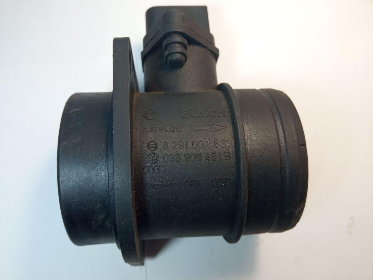 Витратомір повітря Bosch 0 281 002 531 Volkswagen / Audi 038 906 461B Golf-4