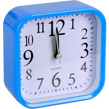 Годинник будильник настільний на батарейках, гучність регулюється, розмір 9,5*9,5*4см, сині