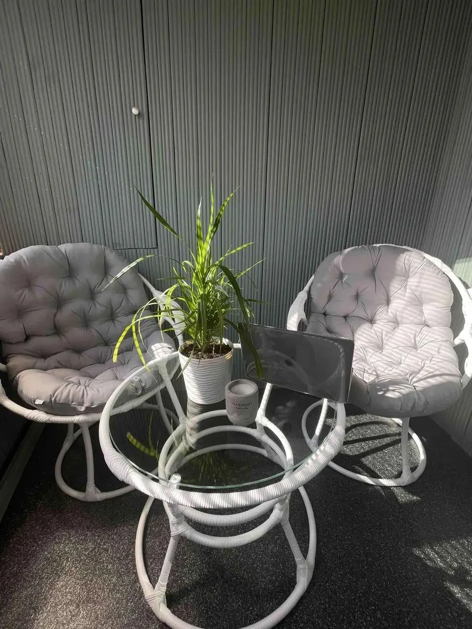 Садовий набір для балкона з техноротангу на 2 особи HAVANA круглий столик, крісла з підлокітниками, фото 1