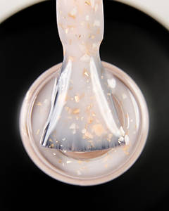 База для нігтів Dark Pro Base Potal №40 бежевий з золотою поталлю, 15 мл