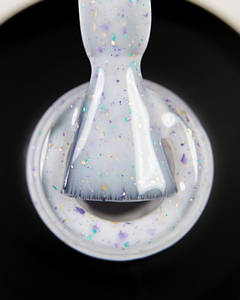 База для нігтів Dark Pro Base Potal №33 молочний з кольоровими блискітками, 15 мл