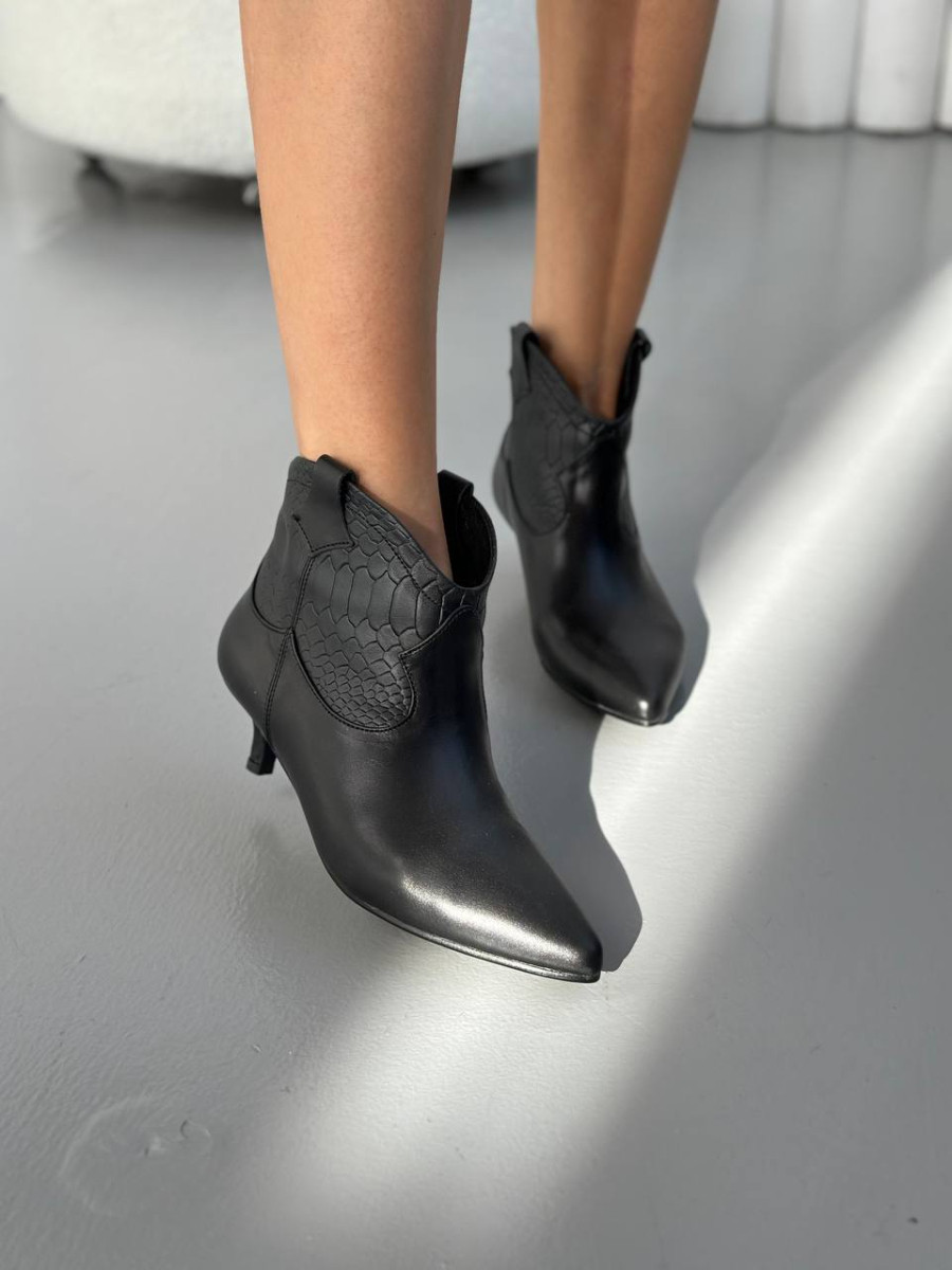 Черевики ковбойки жіночі шкіряні чорного кольору демісезонні, фото 1