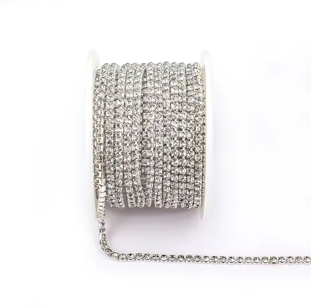 Стрічка стрази в цапах срібло 2 мм крок 2 мм, фото 1