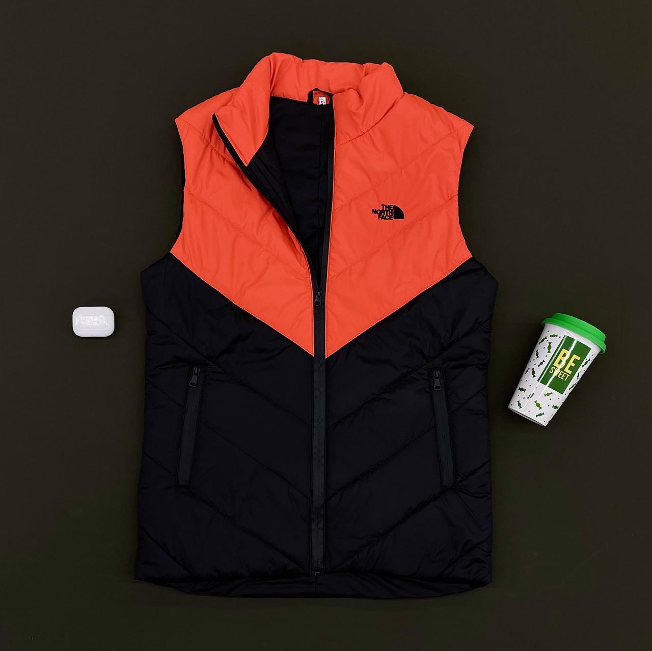 Жилетка The North Face чоловіча весняна осіння безрукавка tnf чорна-оранжева, фото 1