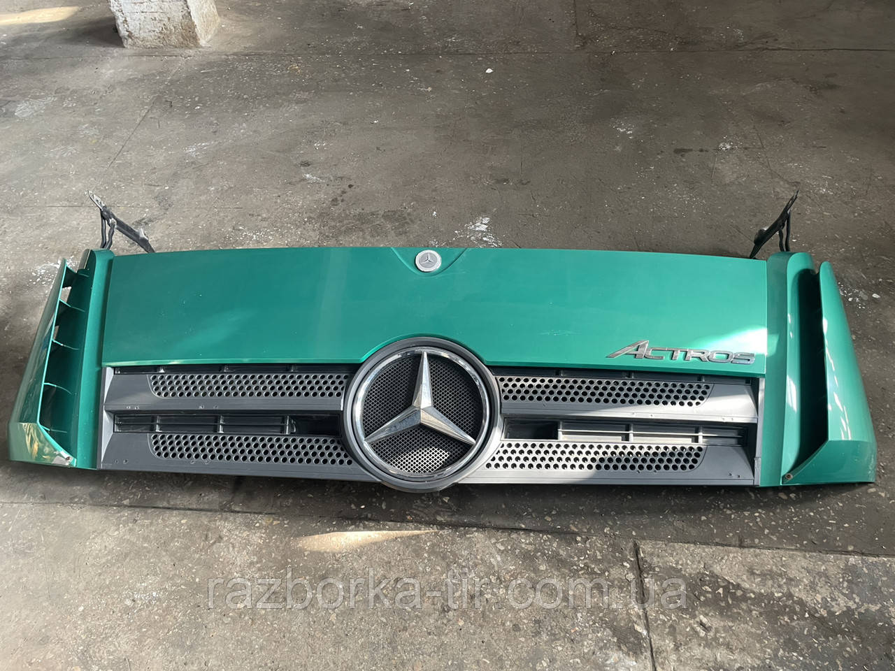 Mercedes Benz Actros MP4 E5 капот б/у А9607500409
