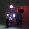Дитячий електромотоцикл скутер Vespa (білий колір), фото 10