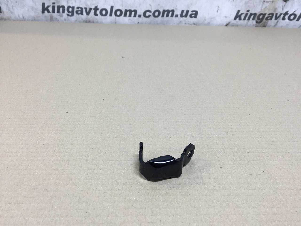 Кріплення задньої спинки Skoda Octavia A5 1K0886193C, фото 1