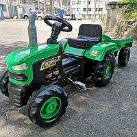 Дитячий трактор на педалях з причіпом та регульованим сидінням