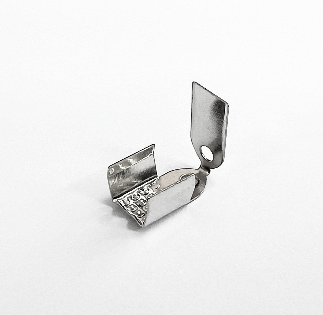 Біжутерні обжимні-кінцевики Finding З двома зубцями для шнура волосіні до 3 мм Сталистий 4 мм х 9 мм