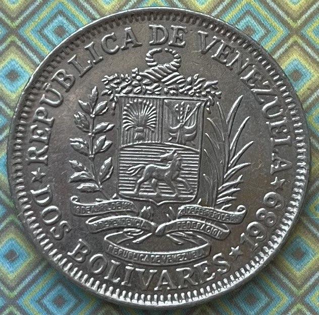 Монета Венесуели 2 болівара 1989 р.