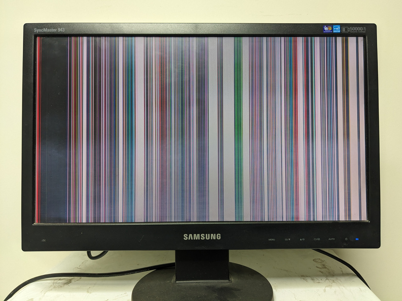 Монітор 19" Samsung 943SN Wide на запчастини