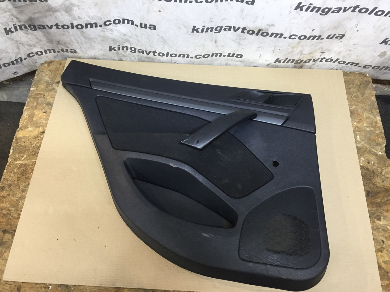 Карта задня ліва Skoda Octavia A5 1Z5867211ATWAZ, фото 1