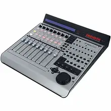 DAW контролер Mackie Control Universal Pro