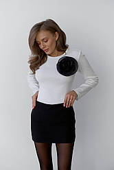 Ніжна жіноча кофточка з квіткою в'язка бавовна Ssmn2271