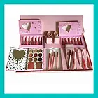 Набір подарунковий KYLI рожевий Подарунковий набір декоративної косметики 30 шт. у ящику, фото 3