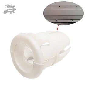 Кліпса молдинга порога W203 Mercedes A0019887681 00019887681