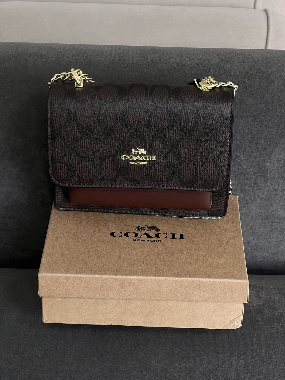 Жіноча сумка Coach Mini Klare через плече коричневий Коуч