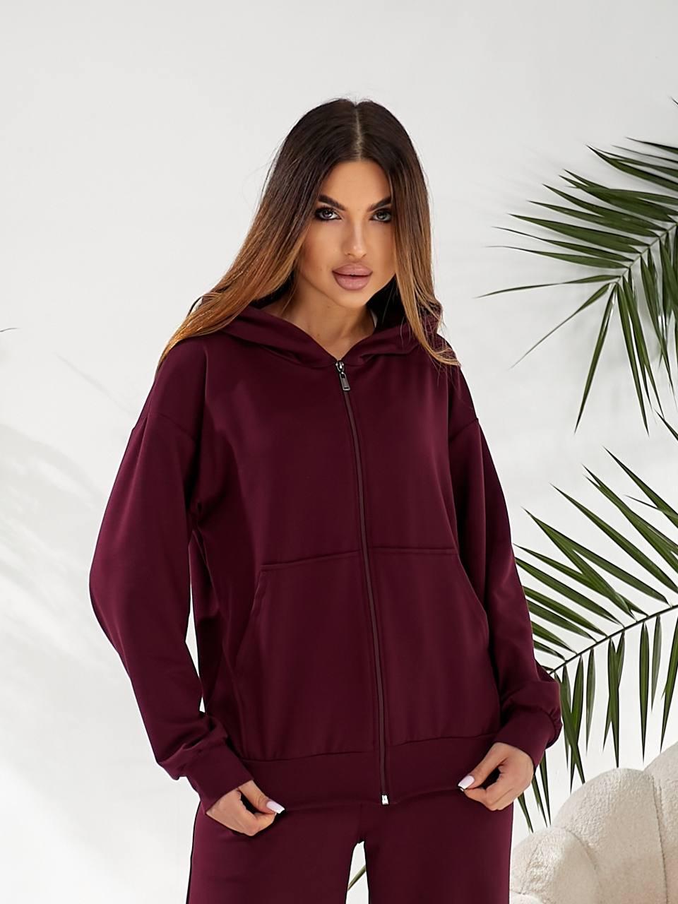 Повсякденний жіночий костюм бордового кольору, фото 1