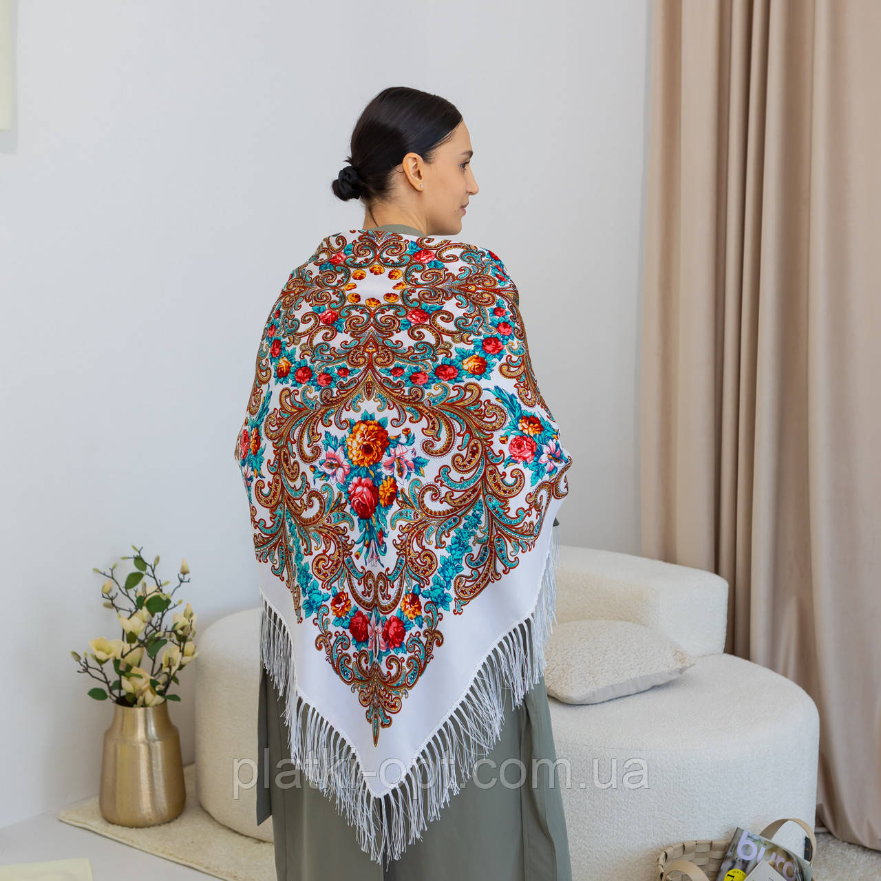 Хустка українська з тороками "Лілія" 110х110 см (біла+бірюза)