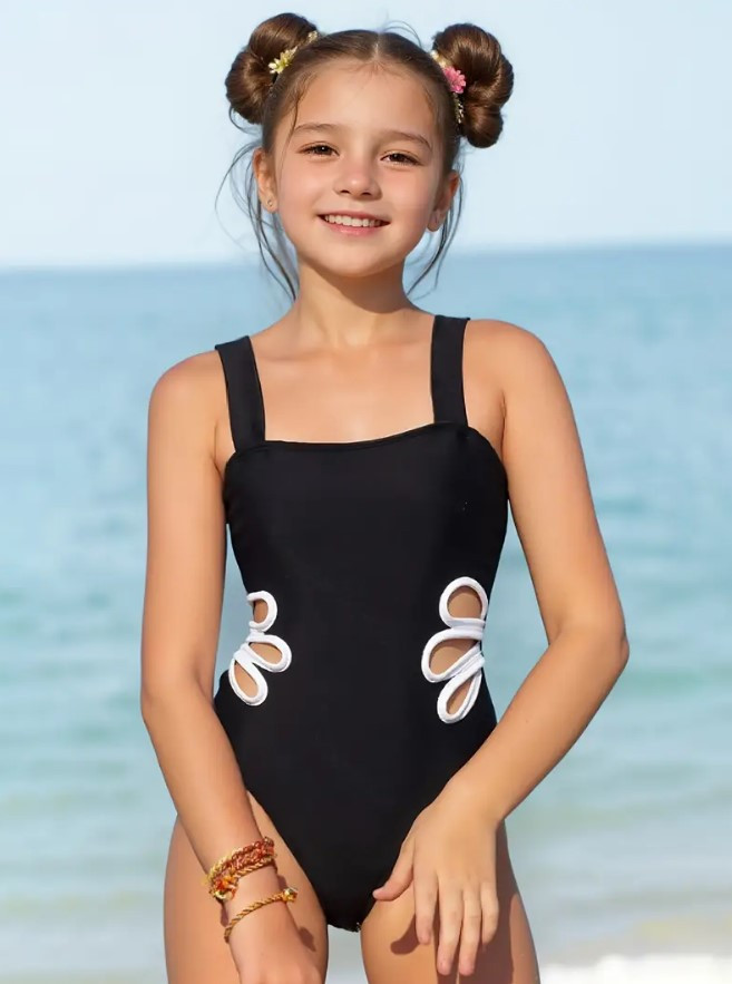 Купальник суцільний для дівчинки підлітка чорний, фото 1