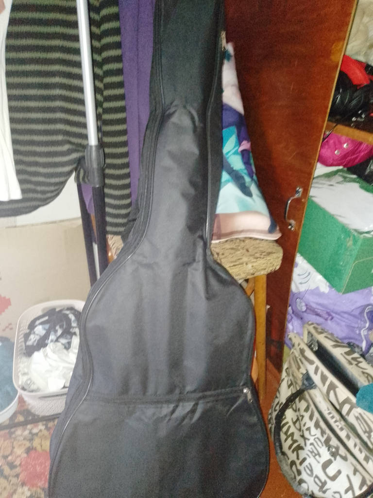 Гітара класична 3/4 Almira CG-1702 (Чехол, Копілка, Медіатор, Струна, Ключ) - фото покупців 1