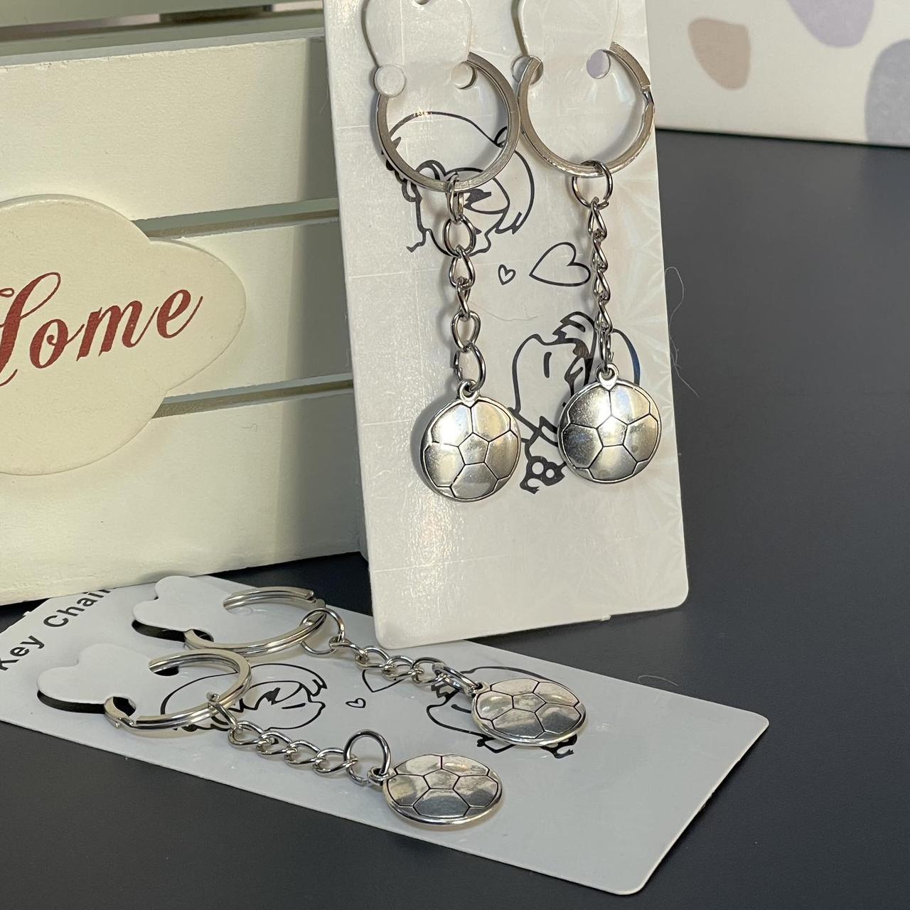 Брелок подвійний "Мячі футбольні", металевий, Брелок парный "Мяч", фото 1