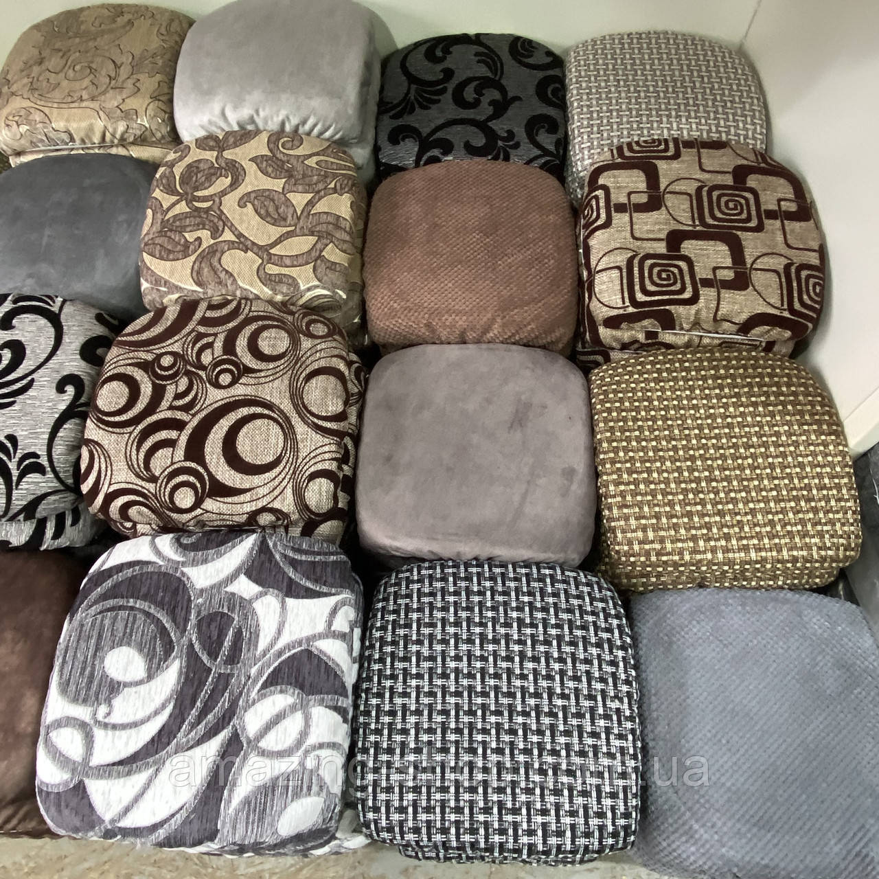 Чохли накидки на стільчики та табуретки. 4 шт. поролону 31 см х 31, фото 1