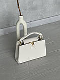 Жіноча сумка Louis Vuitton Capucines через плече Луї Віттон білий класичний, фото 6