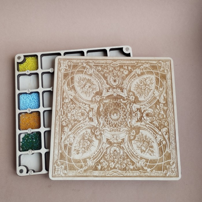 Квадратний органайзер для бісеру з дерев'яною кришкою (060017), фото 1