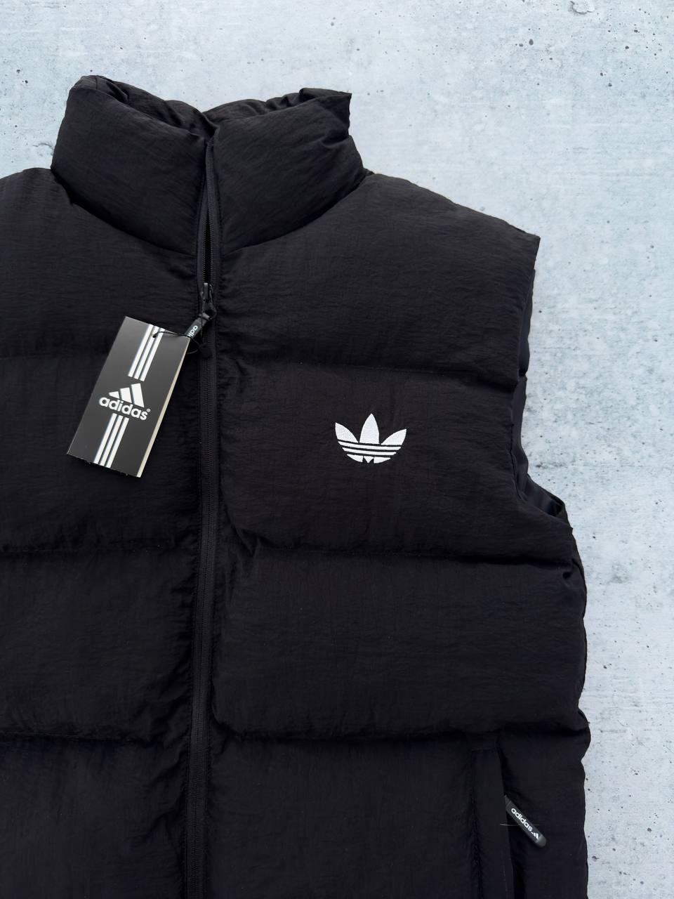 Жилетка Adidas жіноча двостороння весняна осіння безрукавка утеплена