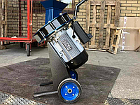 Щепорез с электро двигателем для измельчения веток и растительности в щепу