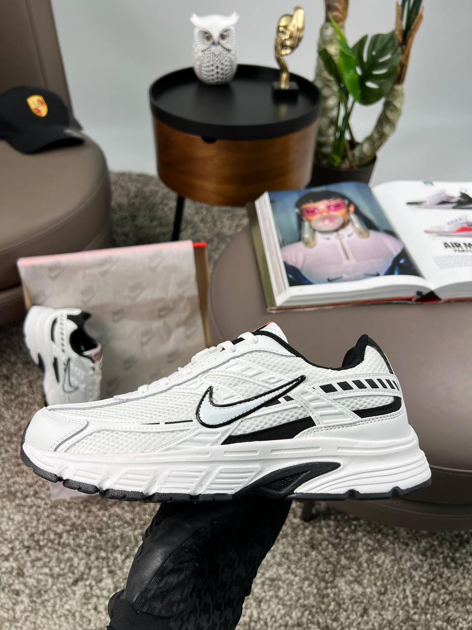 Чоловічі кросівки Nike Initiator M White, кеди Найк шкіра нубук текстиль білі. Чоловіче взуття весна осінь