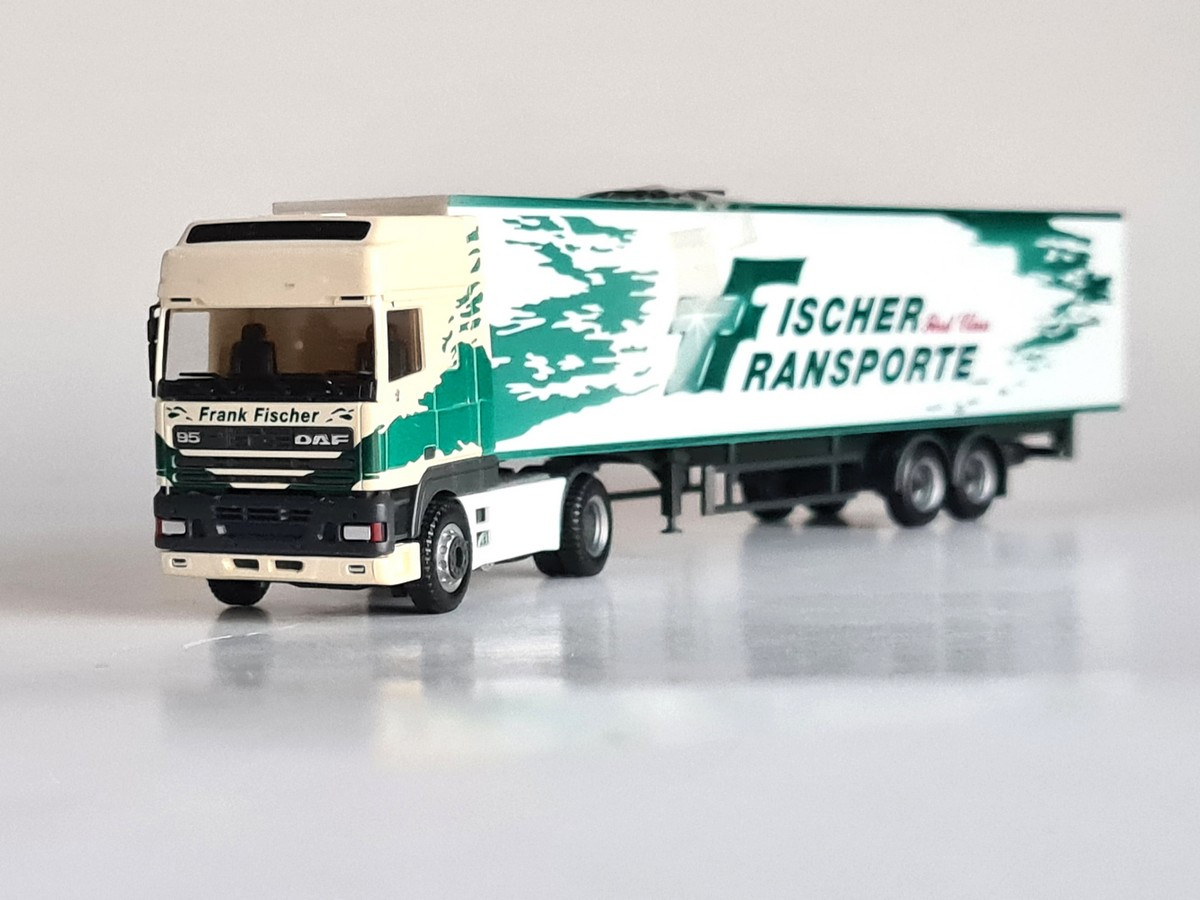 Herpa масштабная модель грузового автомобиля DAF  Fischer Transporte, масштаба 1/87, H0, фото 1