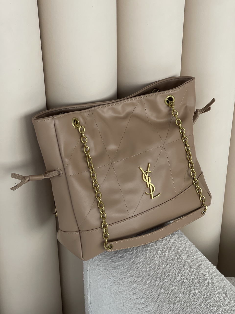 Сумка жіноча Yves Saint Laurent Jamie in Leather бежевий шопер Ів Сен Лоран
