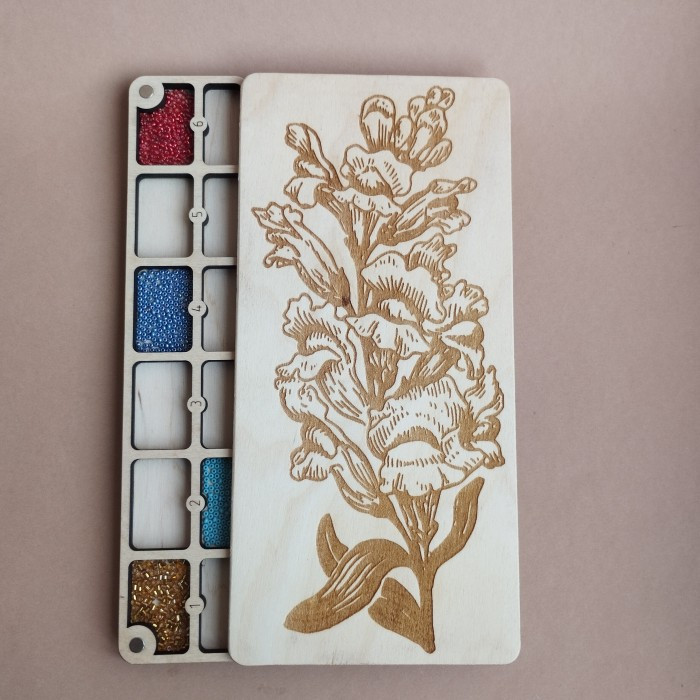 Органайзер для бісеру прямокутний на 24 комірки з дерев'яною кришкою (060052), фото 1