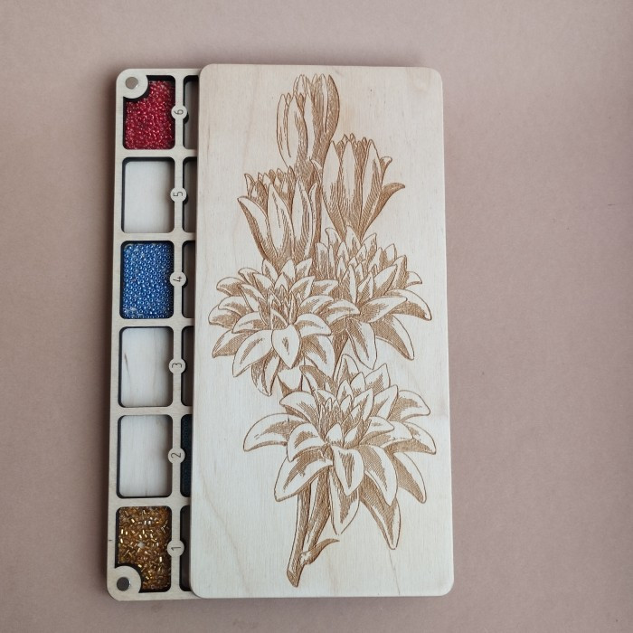 Органайзер для бісеру прямокутний на 24 комірки з дерев'яною кришкою (060053), фото 1