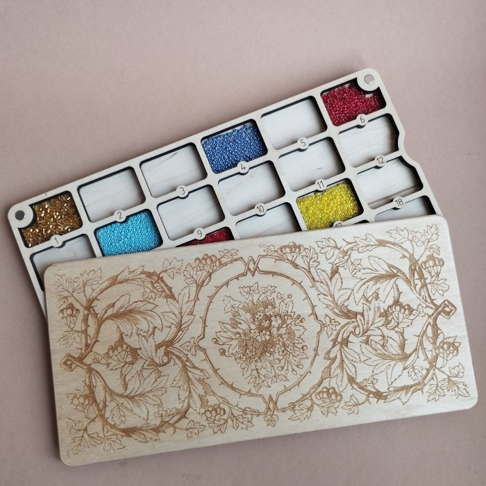 Органайзер для бісеру прямокутний на 24 комірки з дерев'яною кришкою (060059), фото 1