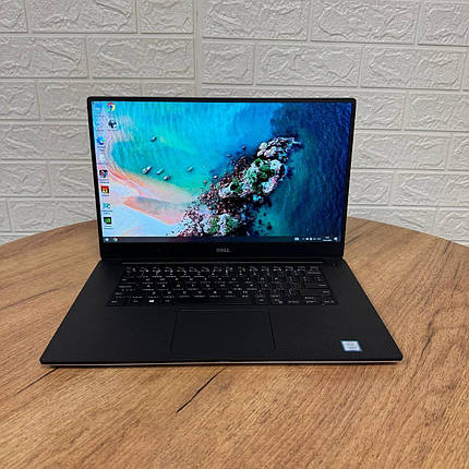 Б/в Ігровий ноутбук Dell XPS 15 9560 15.6" 1920x1080| Core i5-7300HQ| 16 GB RAM| 256 GB SSD| GeForce GTX 1050 4GB, фото 1