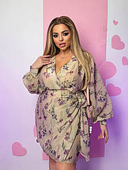 Коротке плаття з рукавом