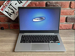 Samsung Galaxy Book Go 14"  Snapdragon 7c 4RAM| 128SSD