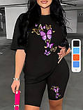 Жіночий стильний літній костюм: футболка та велосипедки з метеликами, фото 2