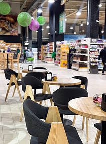 Круглий стіл для кафе з ясеню "Серія 2" ніжка метал
М'який стілець "Джим" з дерева та тканини