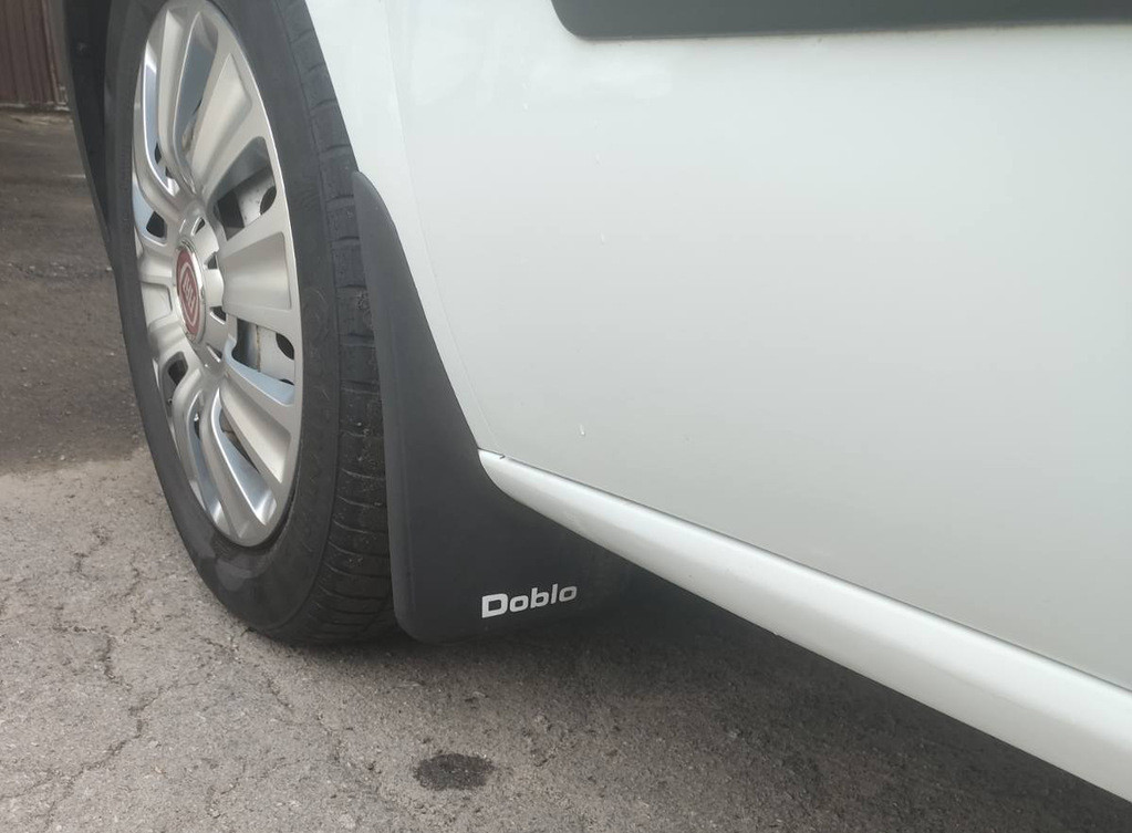 Бризковики Premium (Туреччина) Повний комплект для Fiat Doblo II 2010-2022 рр, фото 1