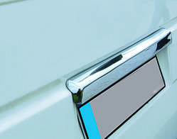 Хром над номером (нерж) Двері ляда. Carmos - Турецька сталь для Volkswagen T4 Transporter